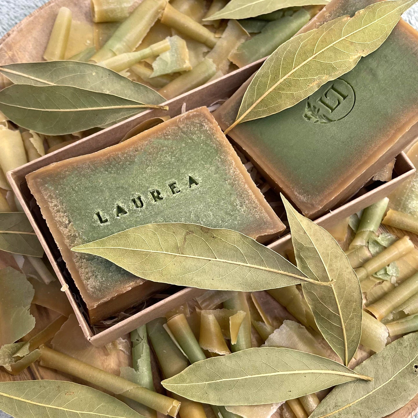 PRIME GLOW® SOAP-MASK LAUREA: WITH LAUREL BERRY OIL
