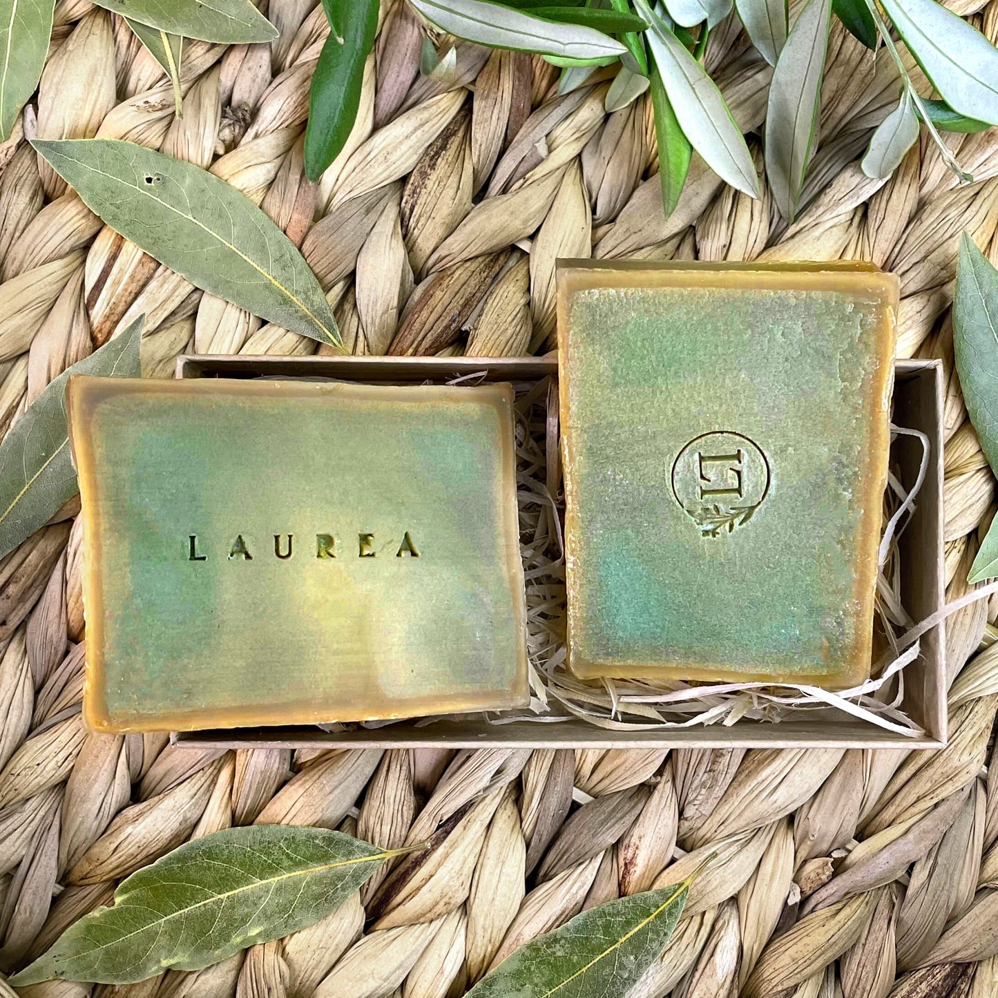 PRIME GLOW® SOAP-MASK LAUREA: WITH LAUREL BERRY OIL